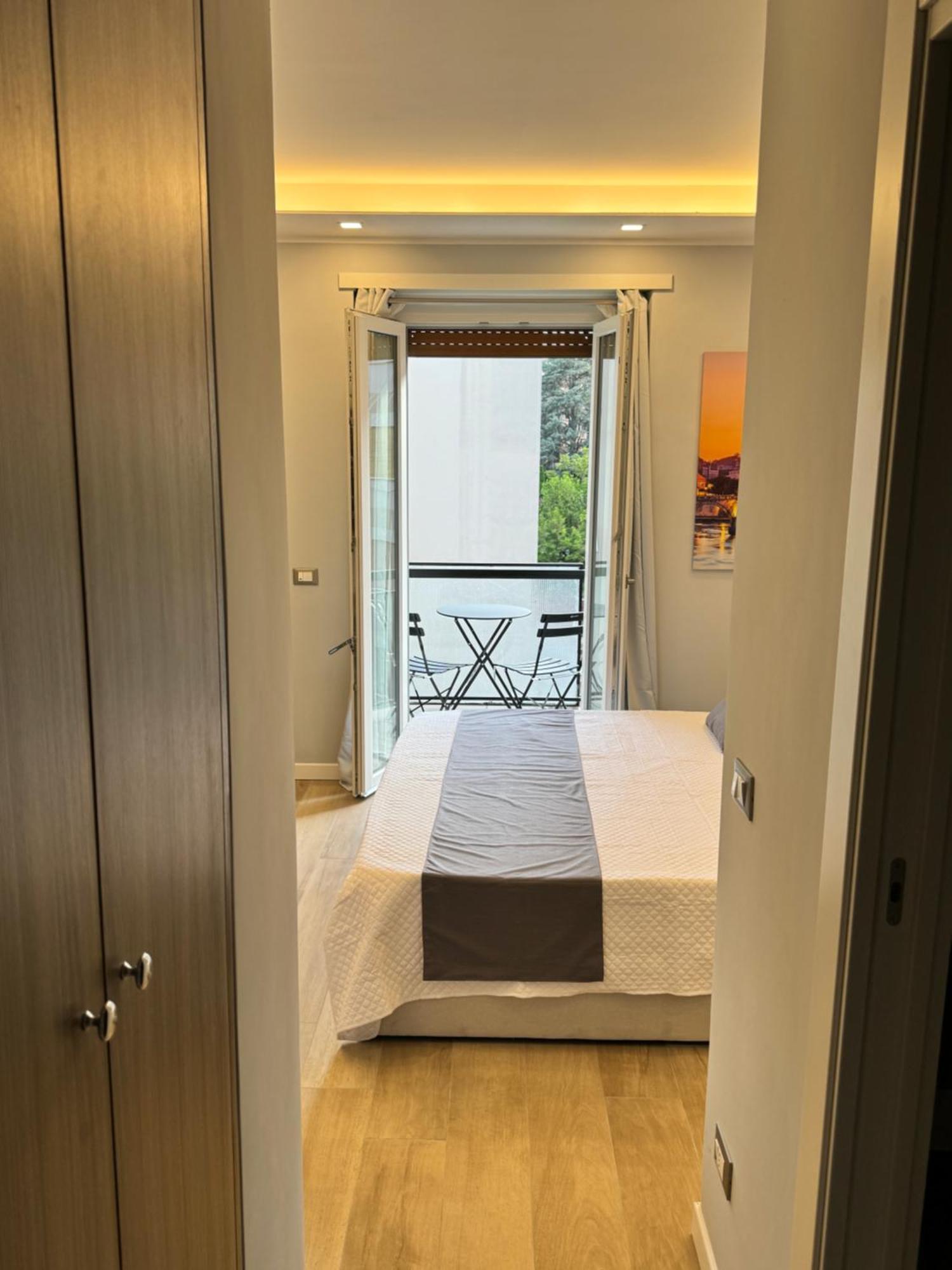 Niky House Roma Ξενοδοχείο Εξωτερικό φωτογραφία